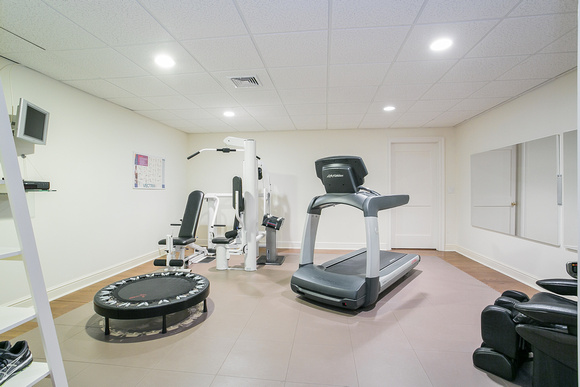 044-Exercise_Room-3758343-large